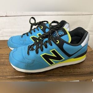 Woman’s Size 8 New Balance 574 Windbreaker Shoes